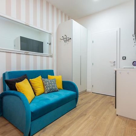 Apartments & Rooms Six ริเยกา ภายนอก รูปภาพ