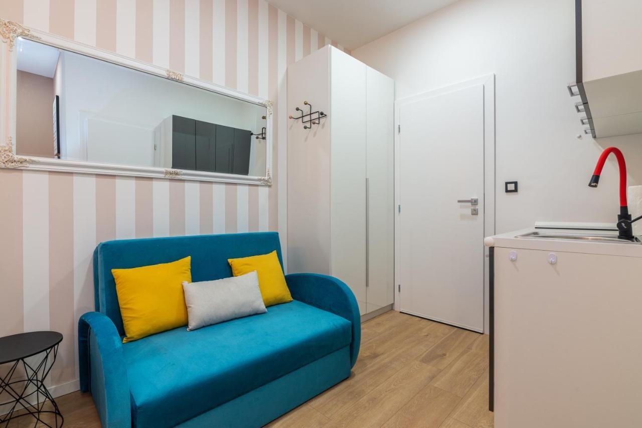 Apartments & Rooms Six ริเยกา ภายนอก รูปภาพ